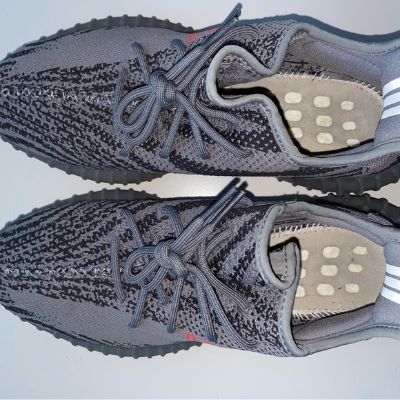 Yeezy Boost 350 V2 'Beluga 2.0' - Picture 8 of 11
